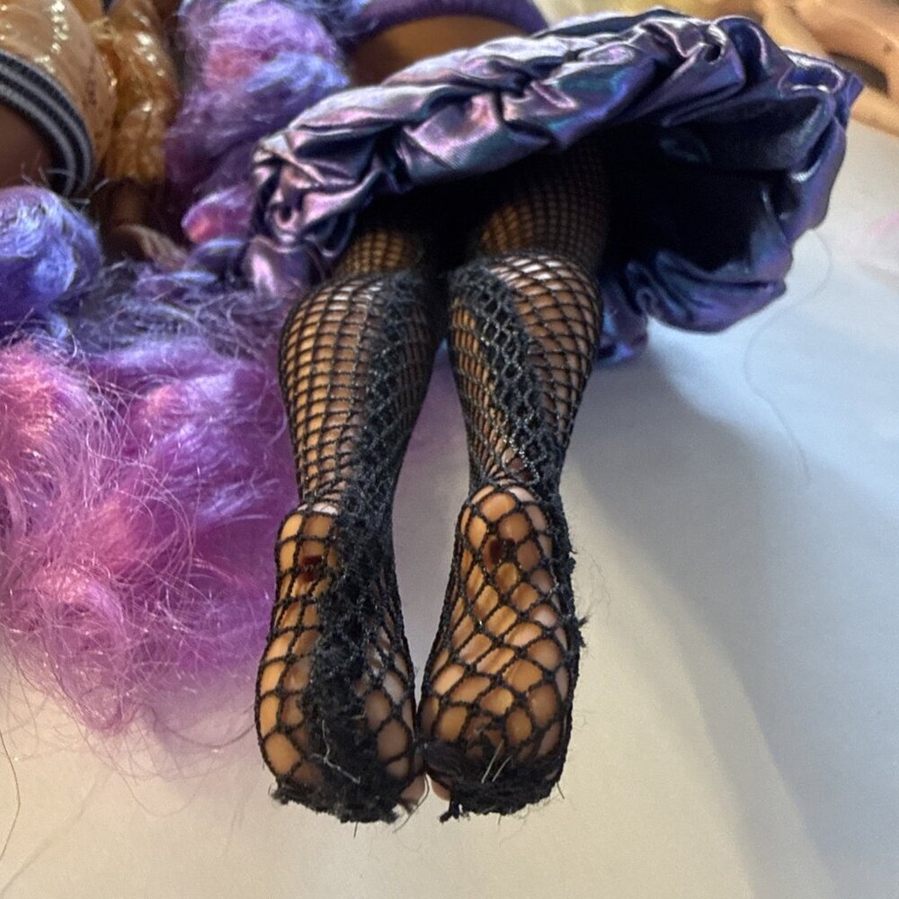 2 LOL Surprise OMG Queens Runway Doll Purple Pink Hair Blue Eyes 9" Blond 11.5 - Picture 10 of 13